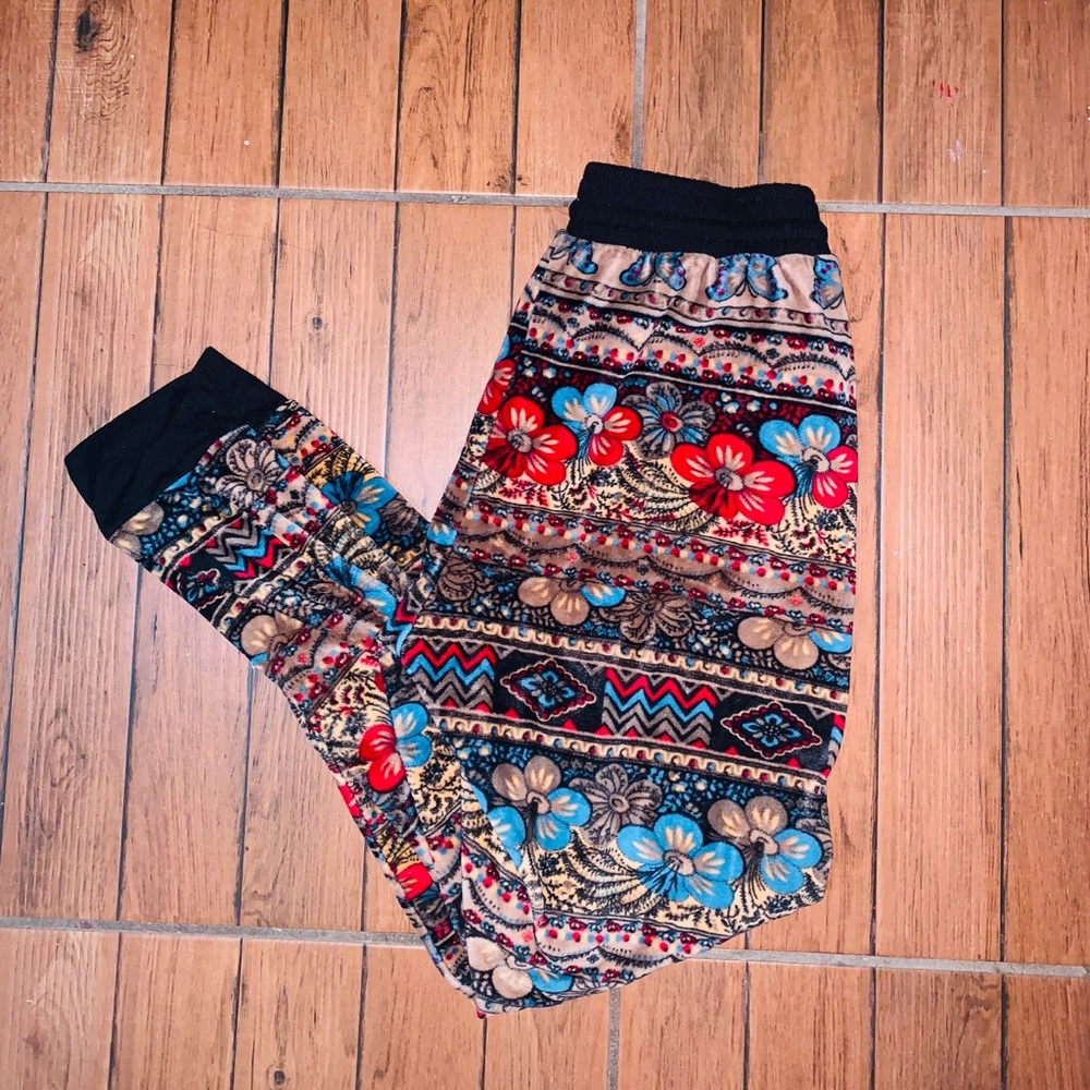 Joggers - Picture 2 of 2